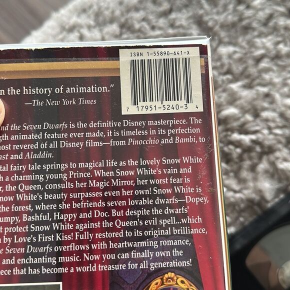 Walt Disney's Masterpiece Snow White and the Seven Dwarfs VHS Video #1524 Rare! - Picture 10 of 10